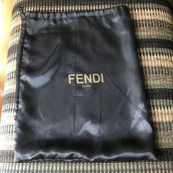 FENDI RUNNERS